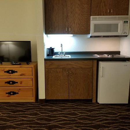 Boarders Inn & Suites By Cobblestone Hotels - Wautoma Eksteriør bilde
