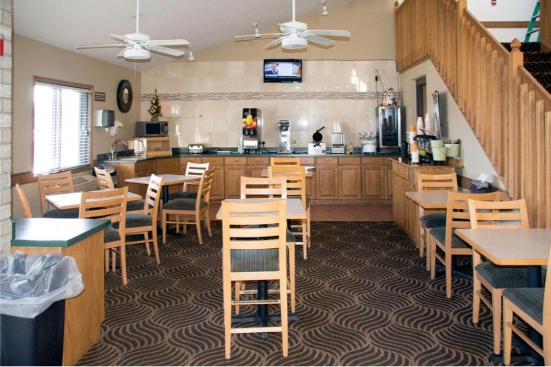 Boarders Inn & Suites By Cobblestone Hotels - Wautoma Eksteriør bilde