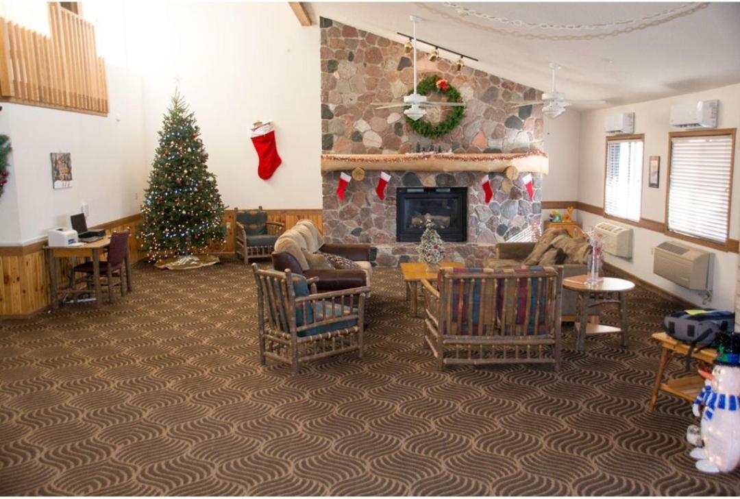 Boarders Inn & Suites By Cobblestone Hotels - Wautoma Eksteriør bilde